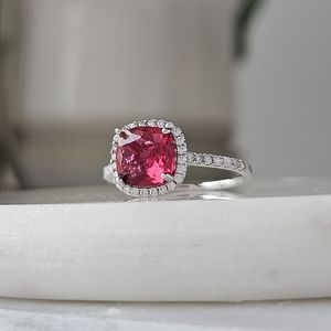 Red Ruby Gemstone Ring, real 925 Sterling Silver Charmed Aroma BP